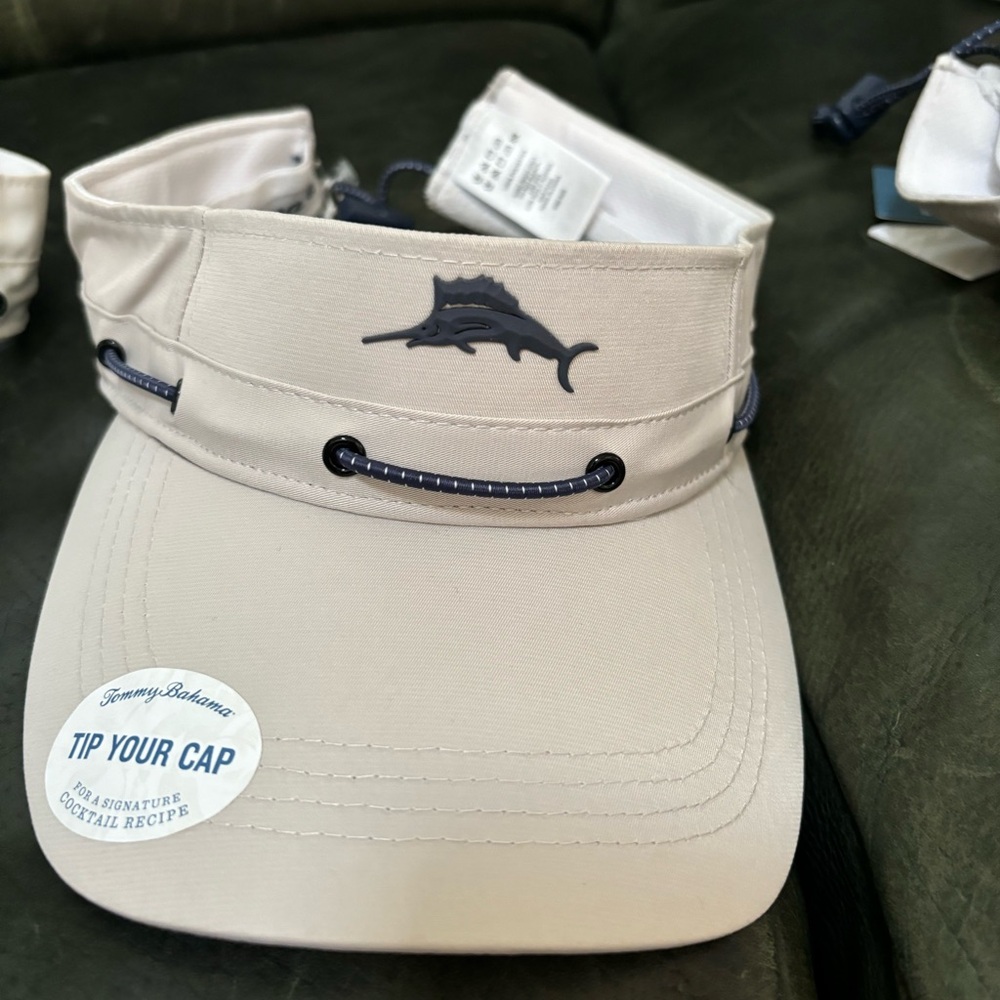 NWT cream Tommy Bahama Visor